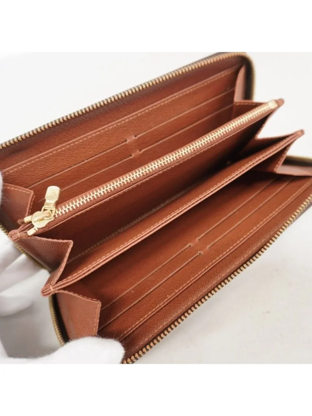 Louis Vuitton Wallet Monogram Zippy Brown